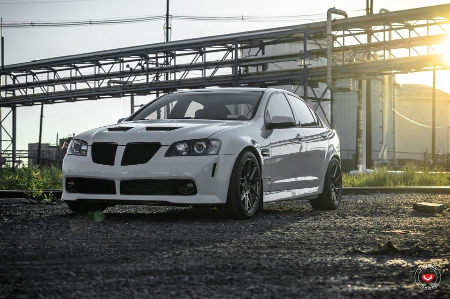  Pontiac G8 GXP on Vossen Wheels (VPS-314) 2017 года  (фото 9 из 35)
